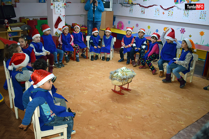 Cadouri pentru copiii de la Grădinița Socială Turda