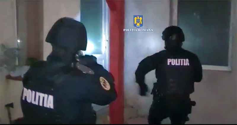 „Mascați”, poliție, percheziții la Turda și Mihai Viteazu VIDEO